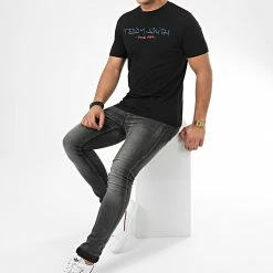 Acheter ⌛ Tee 👕 Shirt Ticlass Basic Noir de Teddy Smith ✔️ 10 Acheter ⌛ Tee 👕 Shirt Ticlass Basic Noir de Teddy Smith ✔️ -Teddy Smith Soldes 2023 teddy smith 206310 11014744D 171 20191216T092614 04