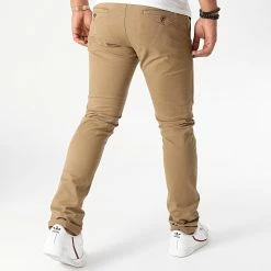 Meilleur prix 🥰 Pantalon Chino Pallas Marron de Teddy Smith 🤩 9 Meilleur prix 🥰 Pantalon Chino Pallas Marron de Teddy Smith 🤩 -Teddy Smith Soldes 2023 teddy smith 229698 10114794D 596A 20200910T165526 04