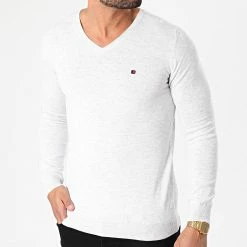 Nouveau 🔥 Pull Col V Poki Gris Chiné de Teddy Smith ❤️ 8 Nouveau 🔥 Pull Col V Poki Gris Chiné de Teddy Smith ❤️ -Teddy Smith Soldes 2023 teddy smith 244461 11515288D 267 20201215T144501 03