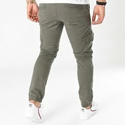 Le moins cher 🎉 Jogger Pant Battle Vert Kaki de Teddy Smith ⭐ -Teddy Smith Soldes 2023 teddy smith 274988 10115341D 411B 20210722T140541 04