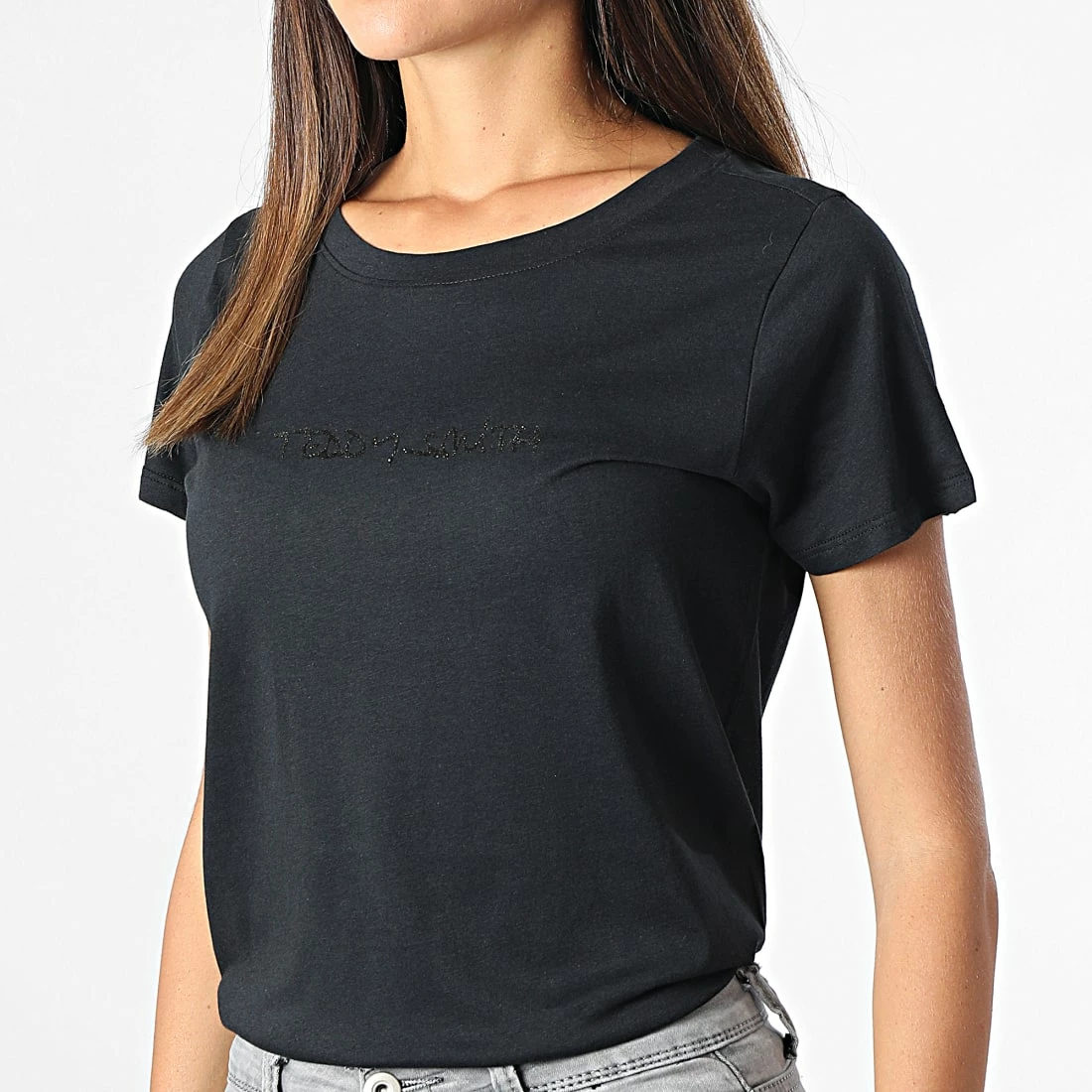 Remise 😀 Tee 👚 Shirt Femme Ticia Noir de Teddy Smith 🥰 5 Remise 😀 Tee 👚 Shirt Femme Ticia Noir de Teddy Smith 🥰 – Image 3