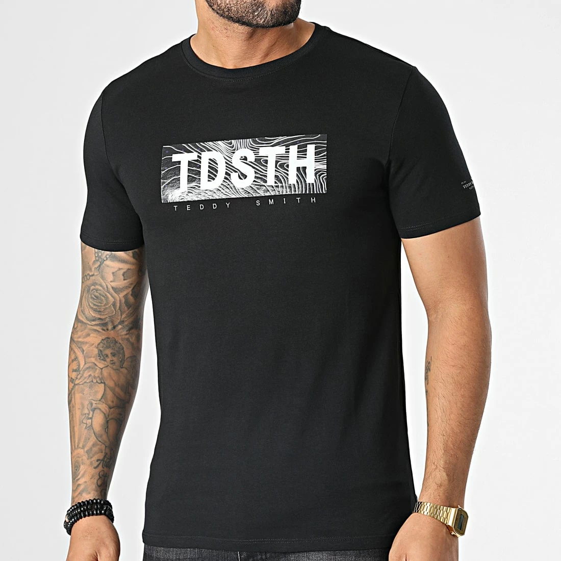 Meilleur prix 💯 Tee 👕 Shirt Ezio 2 Noir de Teddy Smith 👏 2 Meilleur prix 💯 Tee 👕 Shirt Ezio 2 Noir de Teddy Smith 👏