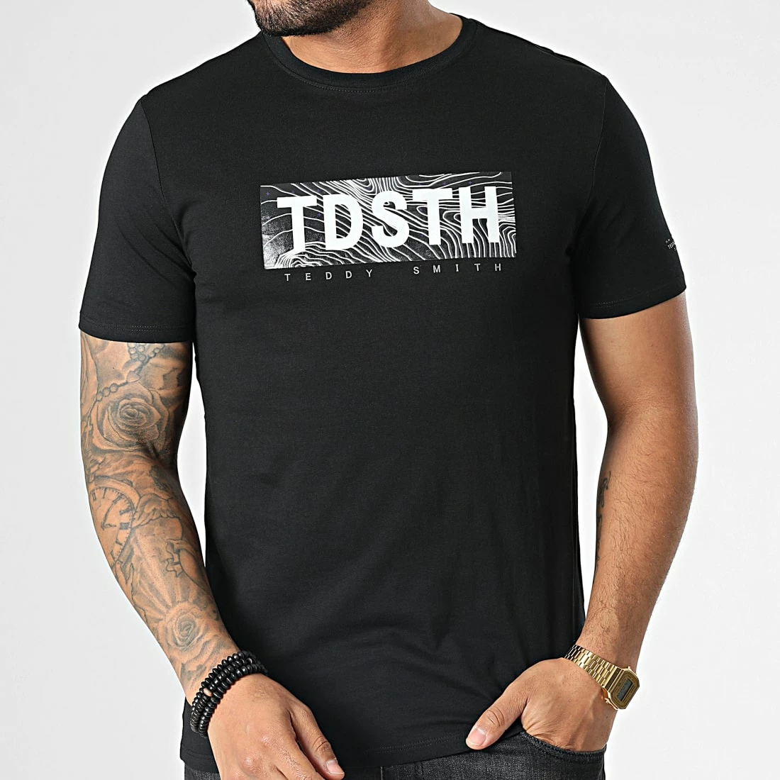 Meilleur prix 💯 Tee 👕 Shirt Ezio 2 Noir de Teddy Smith 👏 4 Meilleur prix 💯 Tee 👕 Shirt Ezio 2 Noir de Teddy Smith 👏 – Image 3