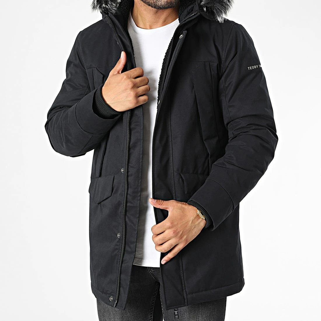 Nouveau 👏 Parka Capuche Fourrure Herman Noir de Teddy Smith 😍 3 Nouveau 👏 Parka Capuche Fourrure Herman Noir de Teddy Smith 😍