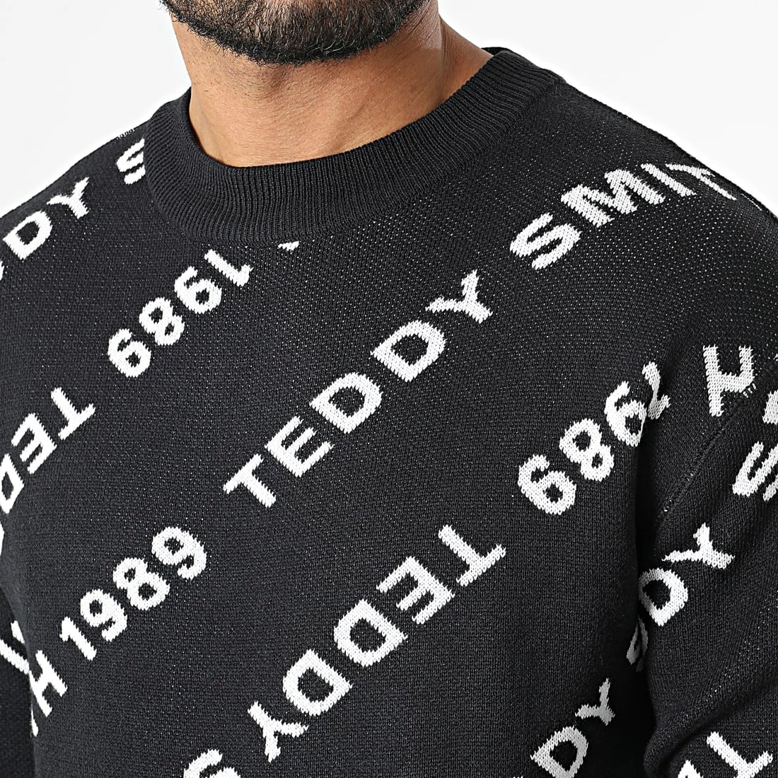 Les meilleures critiques de 🔥 Pull Alistair Noir de Teddy Smith ⭐ 4 Les meilleures critiques de 🔥 Pull Alistair Noir de Teddy Smith ⭐ – Image 2