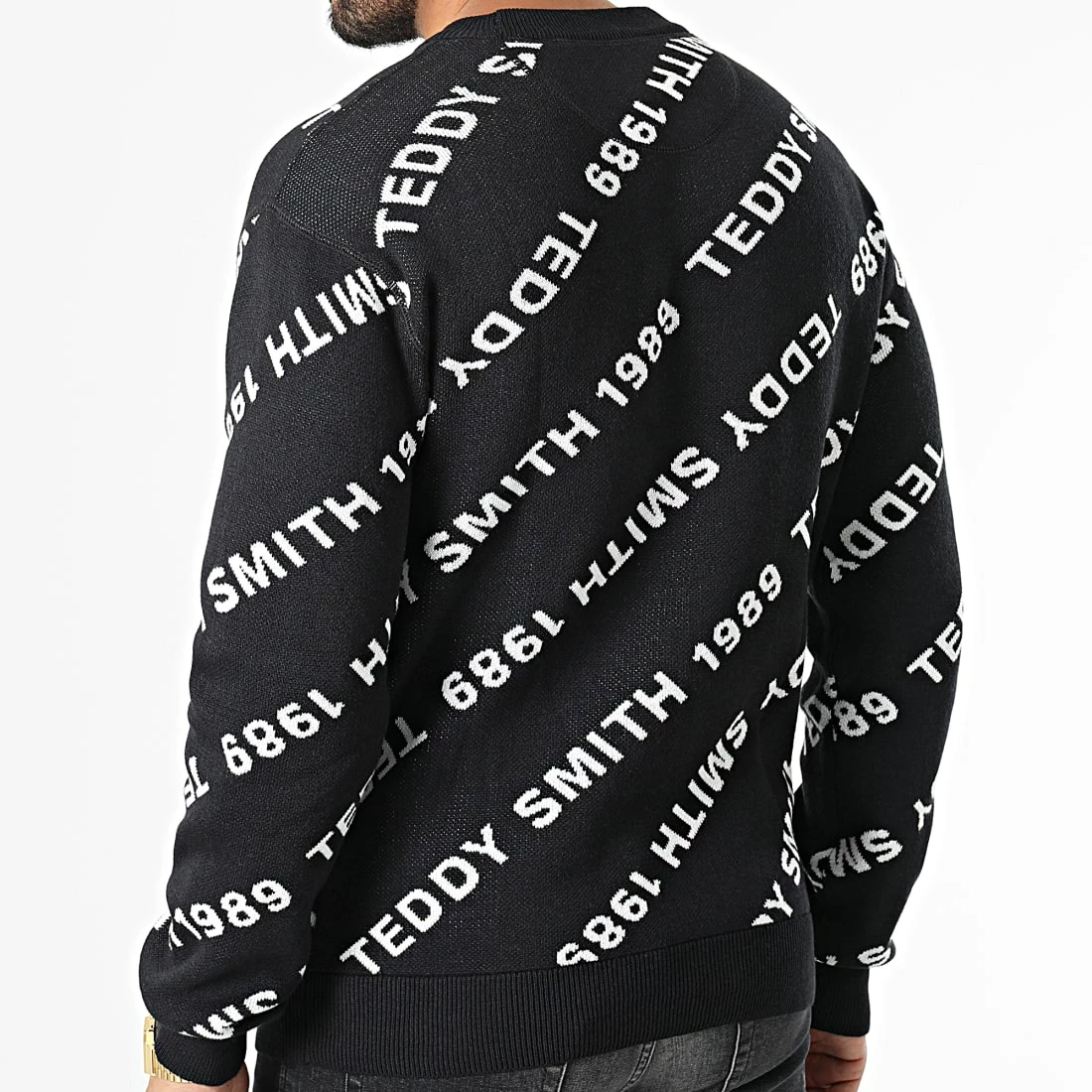 Les meilleures critiques de 🔥 Pull Alistair Noir de Teddy Smith ⭐ 6 Les meilleures critiques de 🔥 Pull Alistair Noir de Teddy Smith ⭐ – Image 4