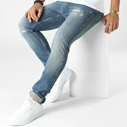 Top 10 ⌛ Jean Skinny Kurt Bleu Denim de Teddy Smith ⌛ 8 Top 10 ⌛ Jean Skinny Kurt Bleu Denim de Teddy Smith ⌛ -Teddy Smith Soldes 2023 teddy smith 338186 10116229D 307DE 20221017T152033 03