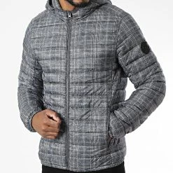 Acheter 🎉 Doudoune Capuche A Carreaux Blighter Gris Anthracite de Teddy Smith 🛒 8 Acheter 🎉 Doudoune Capuche A Carreaux Blighter Gris Anthracite de Teddy Smith 🛒 -Teddy Smith Soldes 2023 teddy smith 339346 12013525D 133D 20221007T144123 03