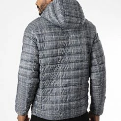 Acheter 🎉 Doudoune Capuche A Carreaux Blighter Gris Anthracite de Teddy Smith 🛒 9 Acheter 🎉 Doudoune Capuche A Carreaux Blighter Gris Anthracite de Teddy Smith 🛒 -Teddy Smith Soldes 2023 teddy smith 339346 12013525D 133D 20221007T144124 04