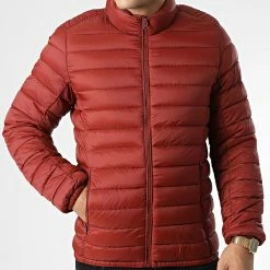 Les meilleures critiques de 🧨 Doudoune Blight Rouge Brique de Teddy Smith 🤩 8 Les meilleures critiques de 🧨 Doudoune Blight Rouge Brique de Teddy Smith 🤩 -Teddy Smith Soldes 2023 teddy smith 345922 12011222D 704H 20221028T115121 03