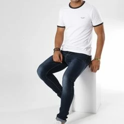 Meilleur prix 🛒 Tee 👚 Shirt The Blanc de Teddy Smith 🛒 10 Meilleur prix 🛒 Tee 👚 Shirt The Blanc de Teddy Smith 🛒 -Teddy Smith Soldes 2023 teddy smith 69084 11010860d 202 noosfw18 20180820T104355 013